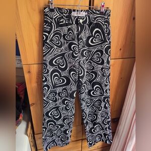 Lisa Says Gah Women's Black & White Heart Print Wide Leg Jeans Size 4
